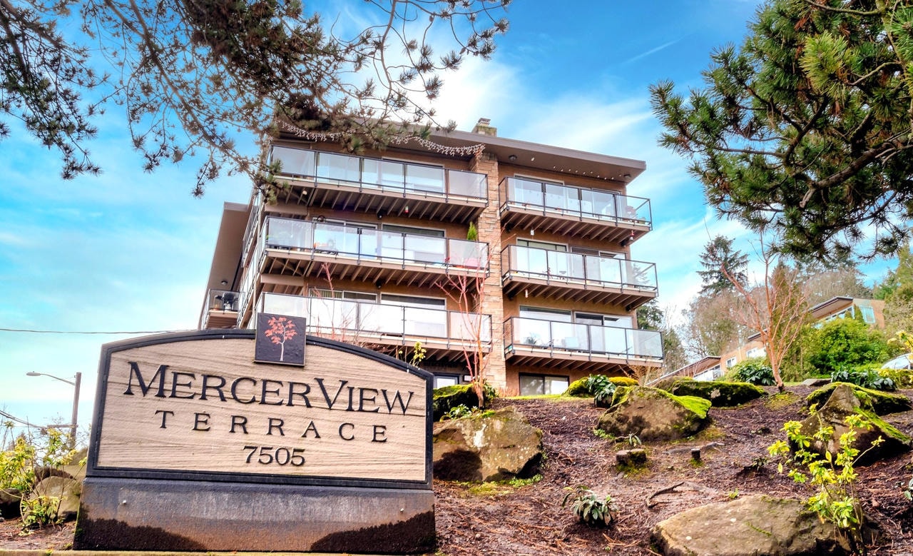 Mercer Island Apartments